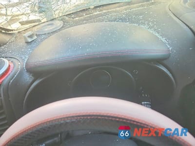 Zdjęcie 9 z 11 samochodu: 2014 KIA SOUL + VIN:KNDJP3A50E7070267 - miniatura