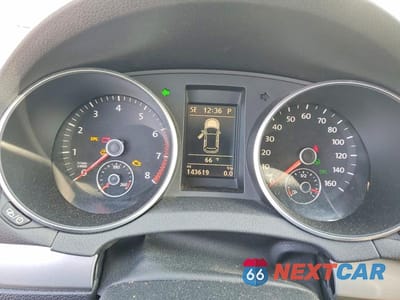 Zdjęcie 9 z 11 samochodu: 2013 VOLKSWAGEN GOLF VIN:WVWDB7AJ7DW128783 - miniatura