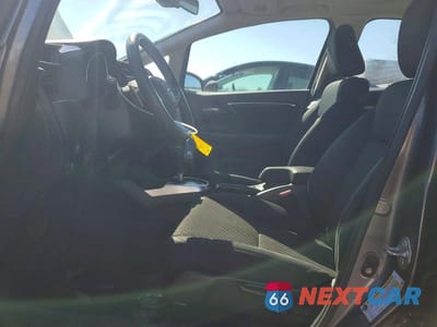 Zdjęcie 7 z 11 samochodu: 2019 HONDA FIT EX VIN:3HGGK5H80KM747728 - miniatura