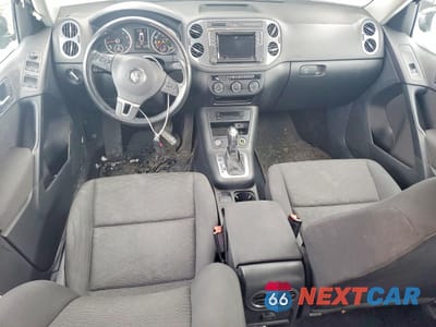 Zdjęcie 8 z 13 samochodu: 2018 VOLKSWAGEN TIGUAN LIMITED VIN:WVGBV7AX9JK005729 - miniatura