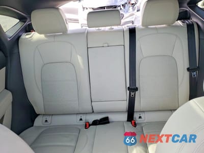 Zdjęcie 10 z 14 samochodu: 2022 JAGUAR E-PACE SE VIN:SADFP2FX4N1030503 - miniatura