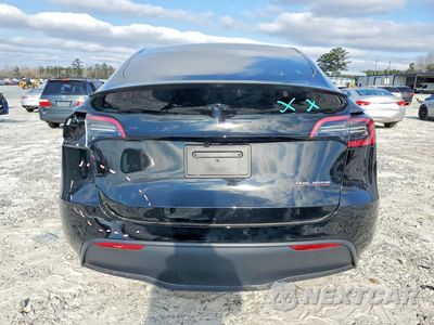 Zdjęcie 6 z 13 samochodu: 2025 TESLA MODEL Y VIN:7SAYGDEF6SA362714 - miniatura