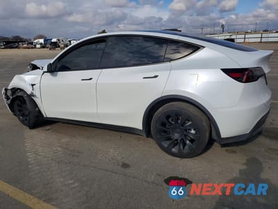 Drugie zdjęcie samochodu z przodu: 2023 TESLA MODEL Y VIN:7SAYGDEE7PA101154 - miniatura