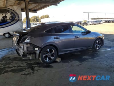 Trzecie zdjęcie samochodu z tyłu: 2021 HONDA INSIGHT EX VIN:19XZE4F51ME011184 - miniatura