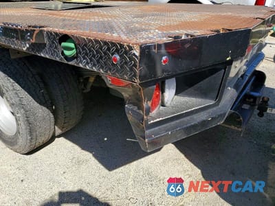 Zdjęcie 9 z 10 samochodu: 2016 CHEVROLET SILVERADO FLATBED TRUCK VIN:1GB4CYC80GF284735 - miniatura