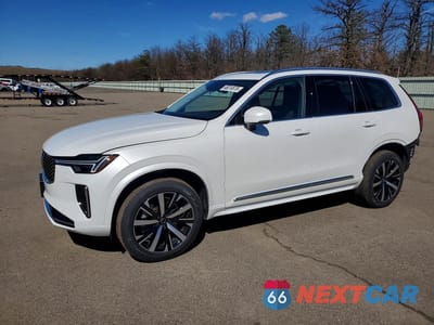2026 VOLVO XC90 CORE YV4M12PJ1T1494471 - główne zdjęcie licytacji z USA - miniatura