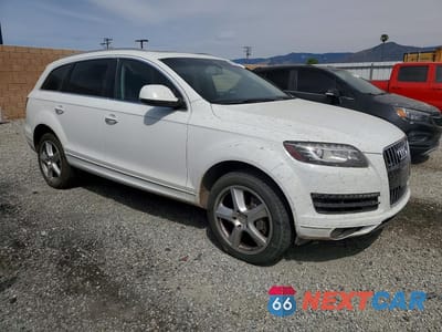 Czwarte zdjęcie samochodu z boku: 2014 AUDI Q7 PREMIUM VIN:WA1CMAFE0ED002836 - miniatura