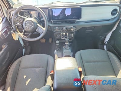 Zdjęcie 8 z 12 samochodu: 2024 JEEP WRANGLER 4XE VIN:1C4RJXN62RW140944 - miniatura