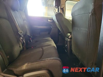 Zdjęcie 11 z 13 samochodu: 2018 DODGE JOURNEY SE VIN:3C4PDCAB1JT526792 - miniatura