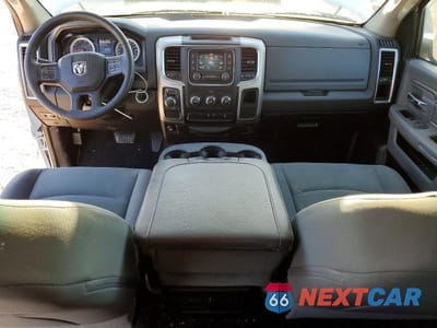 Zdjęcie 8 z 13 samochodu: 2019 RAM 1500 CLASSIC SLT VIN:3C6RR6LT9KG704516 - miniatura