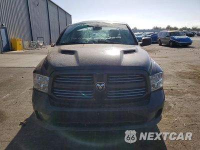 Piąte zdjęcie samochodu w środku: 2017 RAM 1500 ST VIN:3C6JR6AT1HG787187 - miniatura