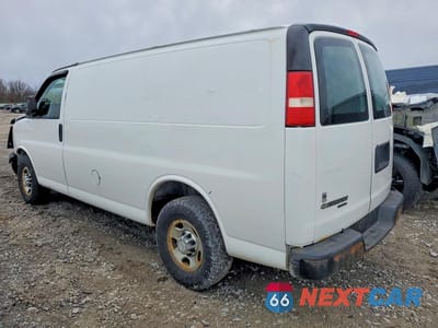 Drugie zdjęcie samochodu z przodu: 2015 CHEVROLET EXPRESS G2500 UTILITY / SERVICE VAN VIN:1GCWGFCF6F1215930 - miniatura