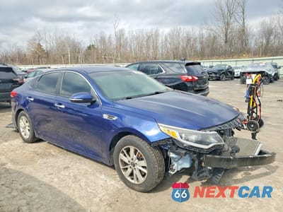 Czwarte zdjęcie samochodu z boku: 2018 KIA OPTIMA LX VIN:5XXGT4L31JG247398 - miniatura