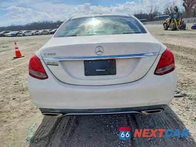 Zdjęcie 6 z 13 samochodu: 2016 MERCEDES-BENZ C 300 VIN:55SWF4JB2GU163596 - miniatura