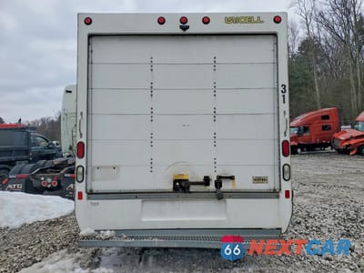 Zdjęcie 6 z 13 samochodu: 2018 CHEV EXPRESS VIN:1GB3GSCGXJ1285545 - miniatura