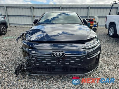 Piąte zdjęcie samochodu w środku: 2025 AUDI A6 E-TRON PRESTIGE 60 VIN:WAU3DAGHXSA018647 - miniatura