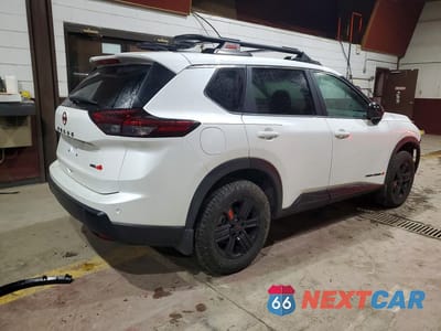 Trzecie zdjęcie samochodu z tyłu: 2026 NISSAN ROGUE ROCK CREEK VIN:5N1BT3BB5TC675308 - miniatura