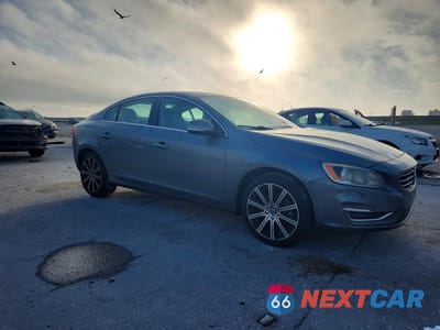Czwarte zdjęcie samochodu z boku: 2018 VOLVO S60 PREMIER VIN:LYV402HK8JB179024 - miniatura