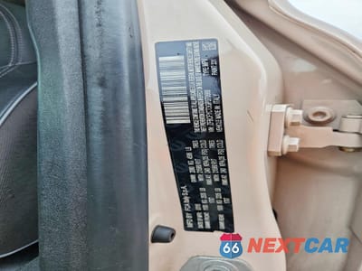 Zdjęcie 12 z 13 samochodu: 2016 FIAT 500X VIN:ZFBCFYCT3GP370668 - miniatura