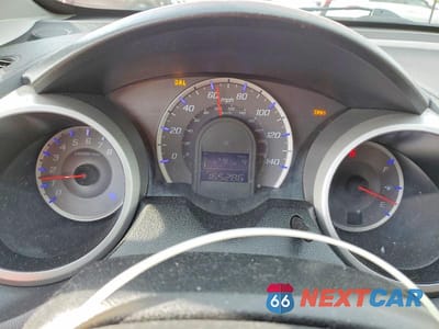 Zdjęcie 9 z 12 samochodu: 2010 HONDA FIT SPORT VIN:JHMGE8H4XAC040106 - miniatura