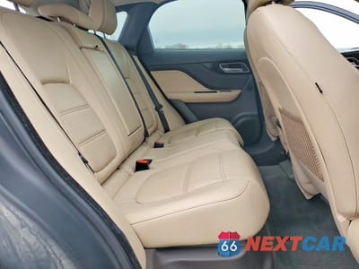 Zdjęcie 11 z 13 samochodu: 2017 JAGUAR F-PACE PRESTIGE VIN:SADCK2BV6HA881700 - miniatura