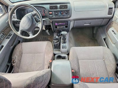 Zdjęcie 8 z 13 samochodu: 2000 NISSAN XTERRA XE-V6 VIN:5N1ED28Y5YC545486 - miniatura