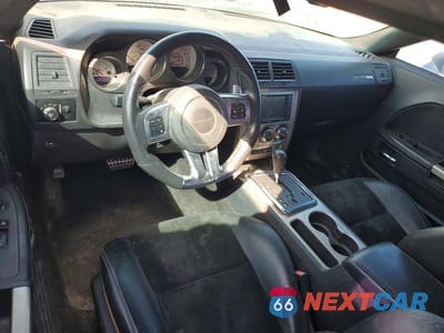 Zdjęcie 8 z 11 samochodu: 2012 DODGE CHALLENGER SRT-8 VIN:2C3CDYCJ0CH105985 - miniatura