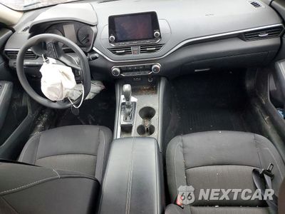 Zdjęcie 8 z 13 samochodu: 2025 NISSAN ALTIMA 2.5 S VIN:1N4BL4BV5SN317655 - miniatura