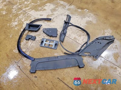 Zdjęcie 13 z 13 samochodu: 2019 VOLVO XC90 T6 MOMENTUM VIN:YV4A22PK7K1436565 - miniatura