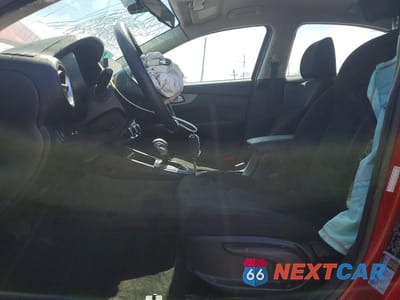 Zdjęcie 7 z 12 samochodu: 2021 KIA FORTE LXS VIN:3KPF24AD9ME363729 - miniatura