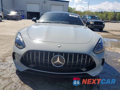 Piąte zdjęcie samochodu w środku: 2024 MERCEDES-BENZ AMG GT 63 VIN:W1KRJ7JB2RF002085 - miniatura