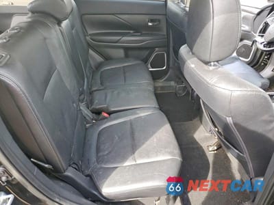 Zdjęcie 11 z 14 samochodu: 2018 MITSUBISHI OUTLANDER GT VIN:JA4JZ4AX3JZ053604 - miniatura