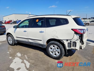 Drugie zdjęcie samochodu z przodu: 2015 CHEVROLET TRAVERSE LS VIN:1GNKRFKD4FJ131279 - miniatura