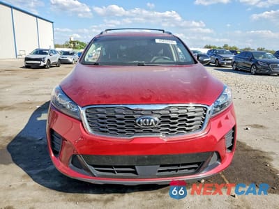Piąte zdjęcie samochodu w środku: 2020 KIA SORENTO S V6 VIN:5XYPGDA51LG673969 - miniatura