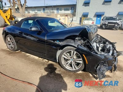 Czwarte zdjęcie samochodu z boku: 2026 BMW Z4 SDRIVE30I VIN:WBAHF3C02TWY49785 - miniatura