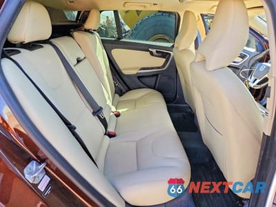Zdjęcie 11 z 13 samochodu: 2018 VOLVO V60 CROSS COUNTRY PREMIER VIN:YV440MWK1J2049003 - miniatura