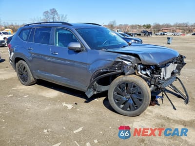 Czwarte zdjęcie samochodu z boku: 2025 VOLKSWAGEN ATLAS SE VIN:1V2KR2CA6SC569658 - miniatura