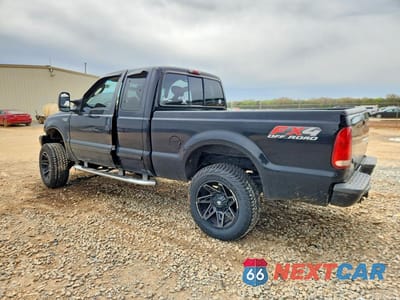 Drugie zdjęcie samochodu z przodu: 2003 FORD F250 SUPER DUTY VIN:1FTNX21L53EA35209 - miniatura