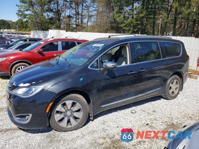2018 CHRYSLER PACIFICA HYBRID LIMITED 2C4RC1N76JR144881 - główne zdjęcie licytacji z USA - miniatura