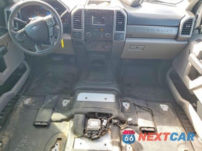 Zdjęcie 8 z 11 samochodu: 2017 FORD F250 SUPER DUTY VIN:1FT7W2BT0HEE95024 - miniatura