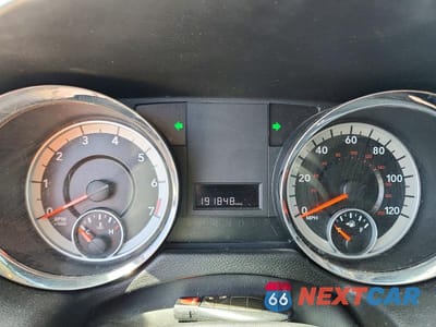 Zdjęcie 9 z 13 samochodu: 2012 DODGE GRAND CARAVAN SE VIN:2C4RDGBG7CR349469 - miniatura