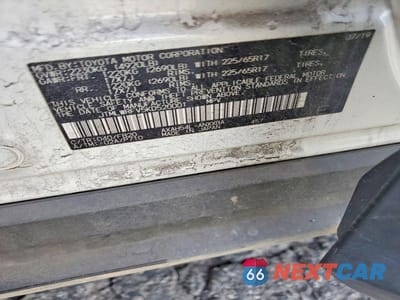 Zdjęcie 13 z 13 samochodu: 2019 TOYOTA RAV4 HYBRID XLE VIN:JTMLWRFV5KD520001 - miniatura