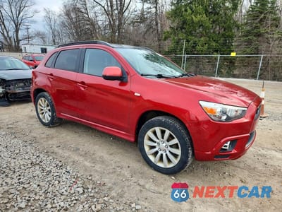 Czwarte zdjęcie samochodu z boku: 2011 MITSUBISHI OUTLANDER SPORT SE VIN:JA4AP4AU0BZ018564 - miniatura
