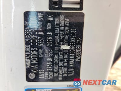 Zdjęcie 13 z 14 samochodu: 2016 KIA K900 LUXURY V6 VIN:KNALU4D36G6032131 - miniatura