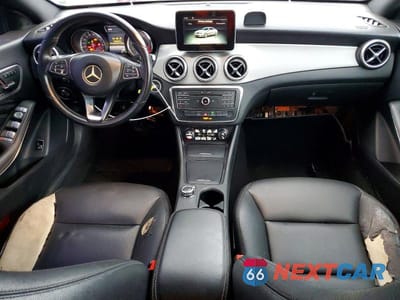 Zdjęcie 8 z 11 samochodu: 2015 MERCEDES-BENZ CLA 250 VIN:WDDSJ4EB5FN245482 - miniatura