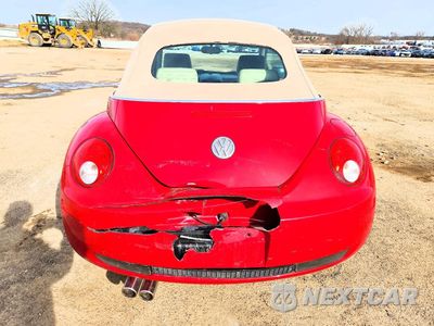 Zdjęcie 6 z 11 samochodu: 2007 VOLKSWAGEN NEW BEETLE CONVERTIBLE OPTION PACKAGE 1 VIN:3VWRF31Y67M417025 - miniatura