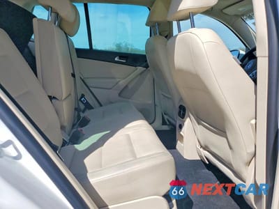 Zdjęcie 11 z 13 samochodu: 2013 VOLKSWAGEN TIGUAN S VIN:WVGAV7AX6DW528926 - miniatura