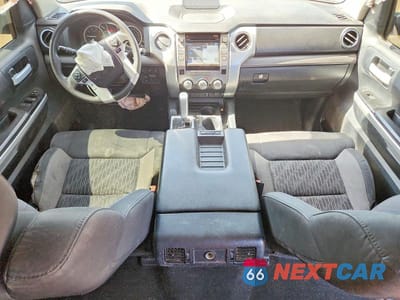 Zdjęcie 8 z 12 samochodu: 2016 TOYOTA TUNDRA SR5 VIN:5TFEY5F12GX208765 - miniatura