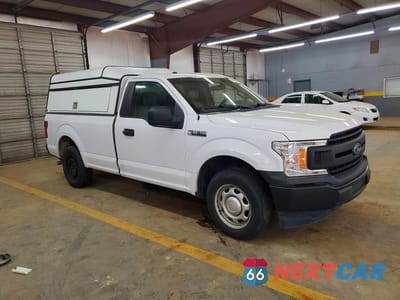 Czwarte zdjęcie samochodu z boku: 2019 FORD F150 VIN:1FTMF1C51KKC53445 - miniatura