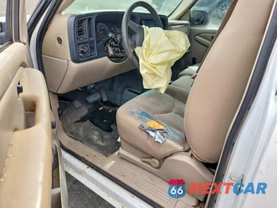 Zdjęcie 8 z 12 samochodu: 2005 CHEVROLET SILVERADO K1500 VIN:1GCEK14T65Z236312 - miniatura